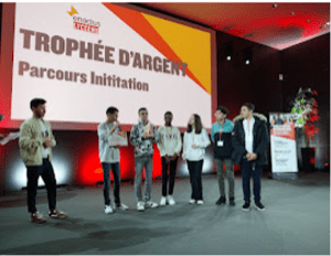 Lire la suite à propos de l’article LE TROPHEE D&rsquo;ARGENT pour les élèves du dispositif ULIS